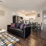 Spacious 3Br House With Backyard In Nulu Cozysuites