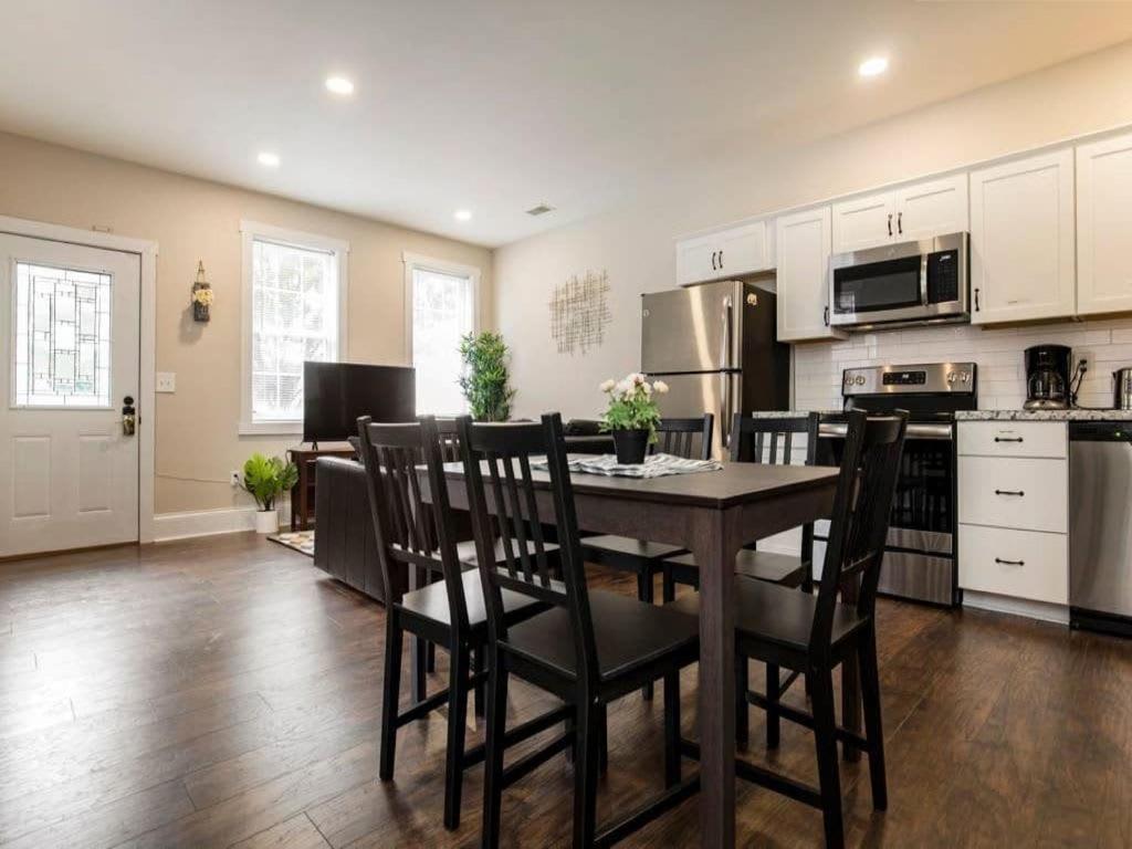 Spacious 3br House With Backyard In Nulu Cozysuites Holiday home *